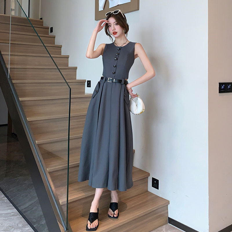 ノースリーブワンピース ベルト付き ワンピース — Reina Tokyo