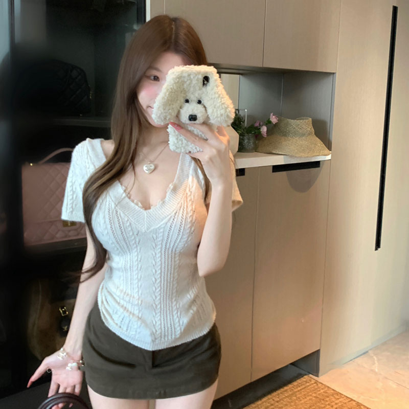 V トップス半袖 トップス — Reina Tokyo