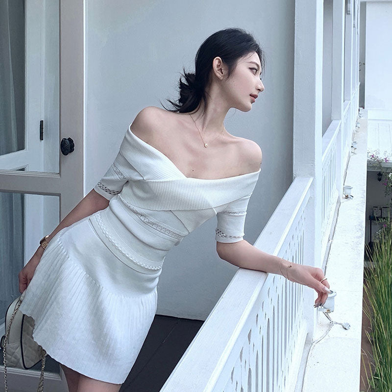 + プリーツミニスカート セットアップ — Reina Tokyo