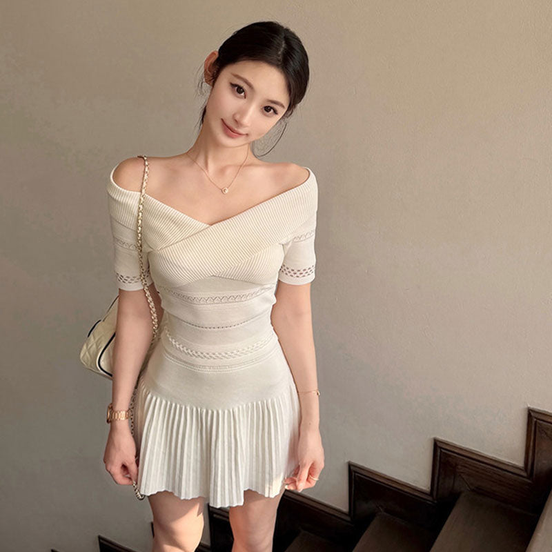 + プリーツミニスカート セットアップ — Reina Tokyo