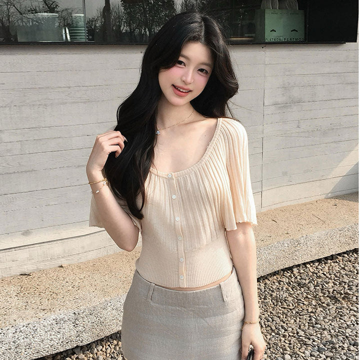 U ネック トップス — Reina Tokyo