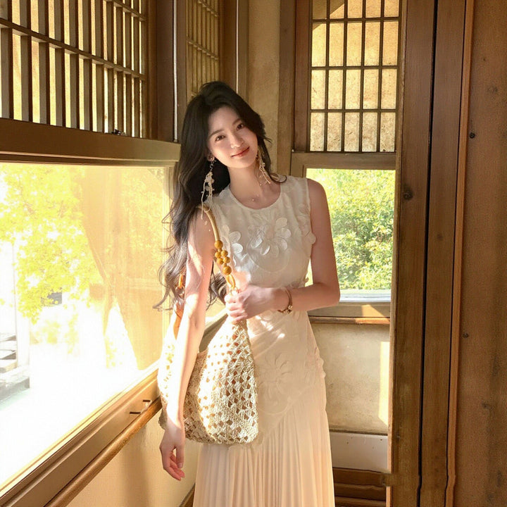 立体フラワー ノースリーブ ワンピース — Reina Tokyo