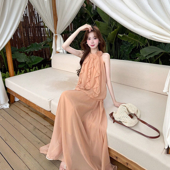 大人可愛い ハルターネック セットアップ — Reina Tokyo