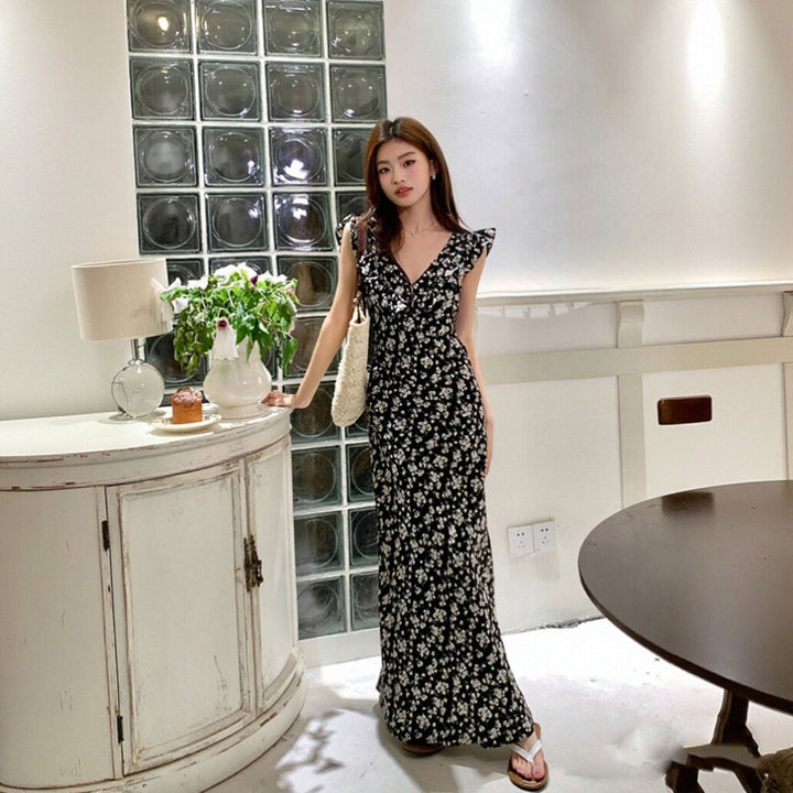 花柄ロングワンピースV ネック ワンピース — Reina Tokyo