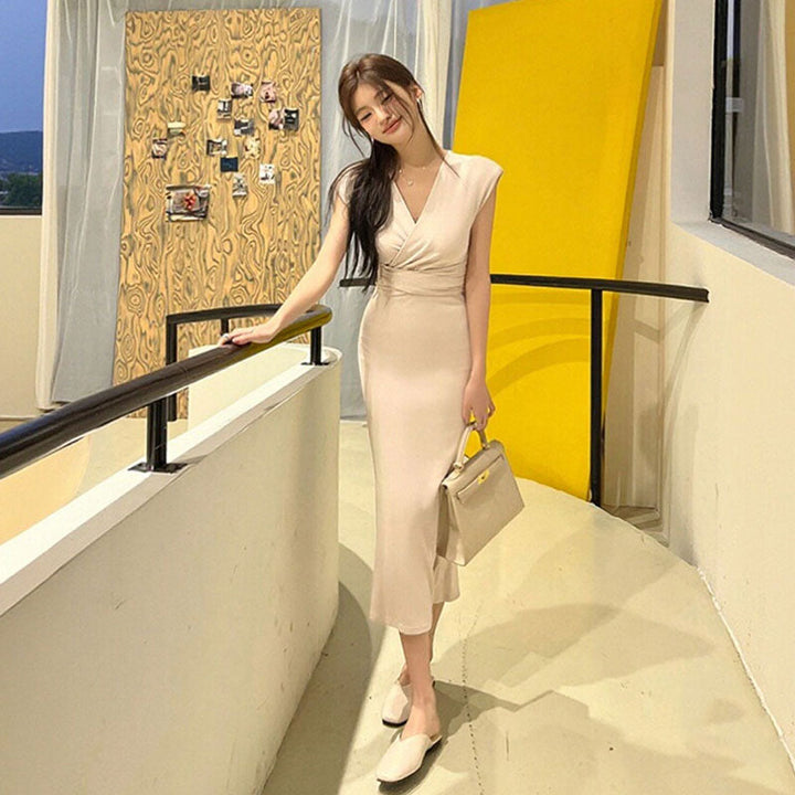 V ウエストマーク ワンピース — Reina Tokyo