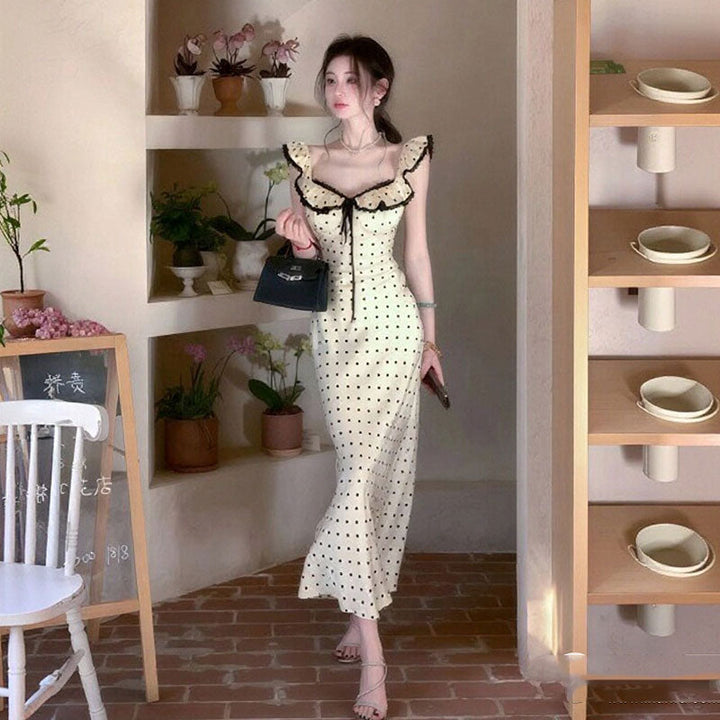 ドット柄大人可愛い ロング丈着痩せ ワンピース — Reina Tokyo