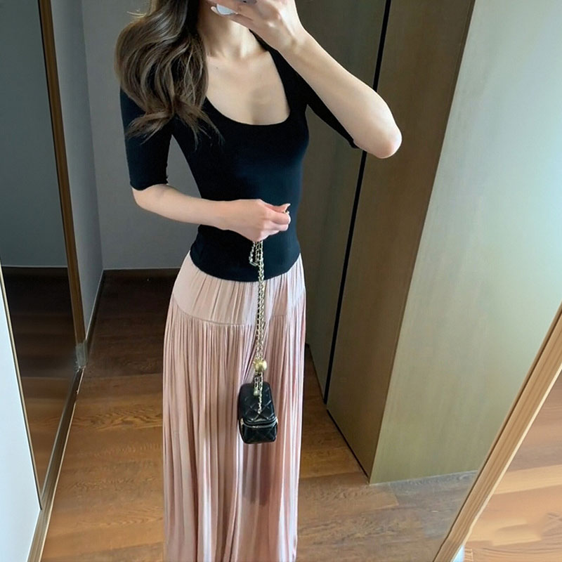 + プリーツ セットアップ — Reina Tokyo