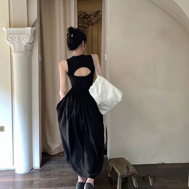 ノースリーブ バックオープン ワンピース — Reina Tokyo
