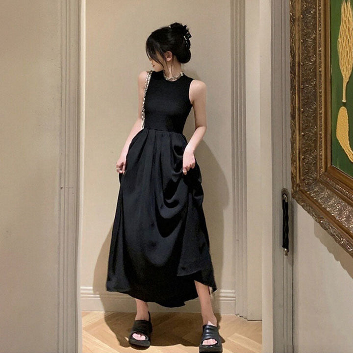 ノースリーブ バックオープン ワンピース — Reina Tokyo