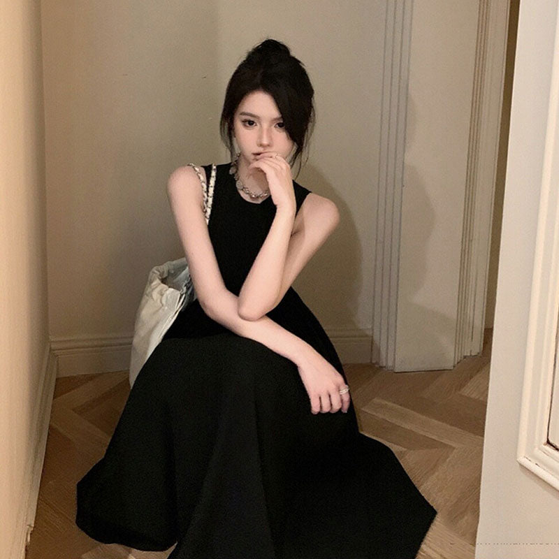 ノースリーブ バックオープン ワンピース — Reina Tokyo