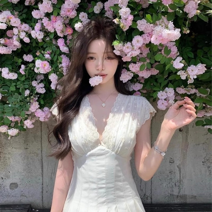 V ネックロングワンピース ワンピース — Reina Tokyo