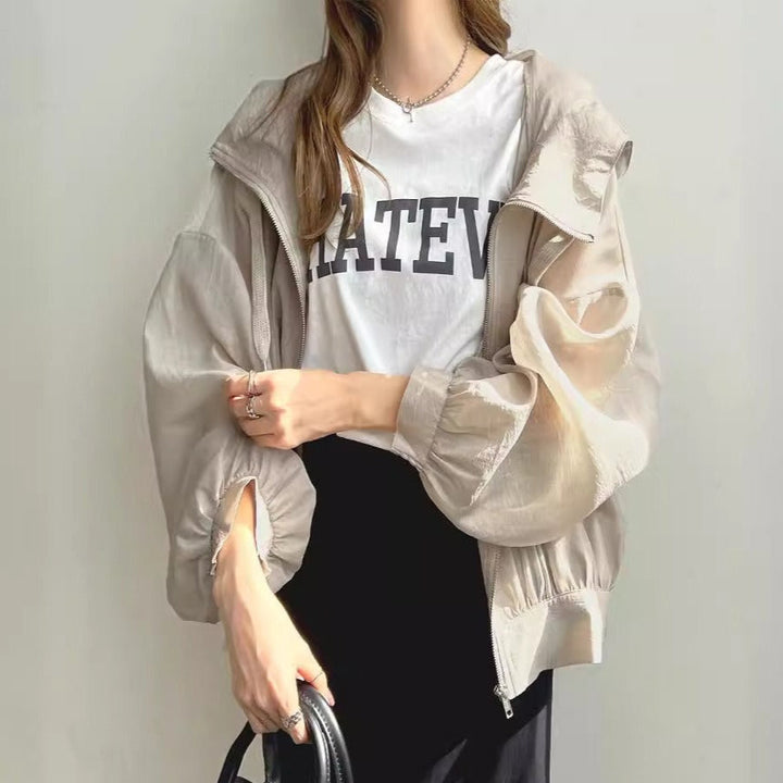 フード付き日焼け止めアウター アウター — Reina Tokyo
