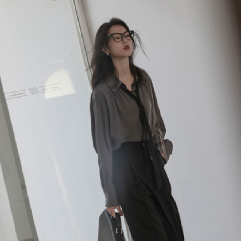 トップス — Reina Tokyo