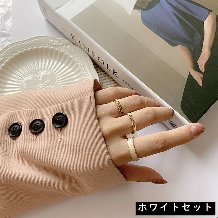 小物 — Reina Tokyo