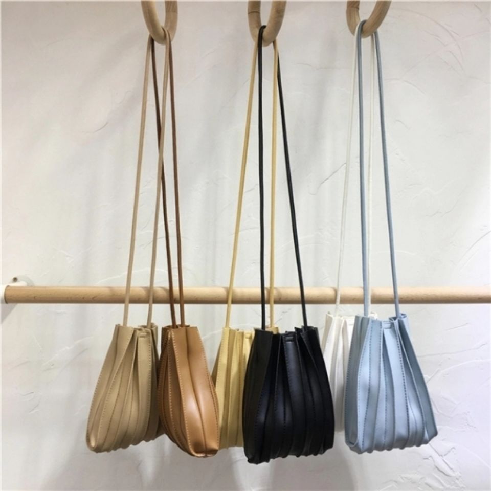 バッグ — Reina Tokyo