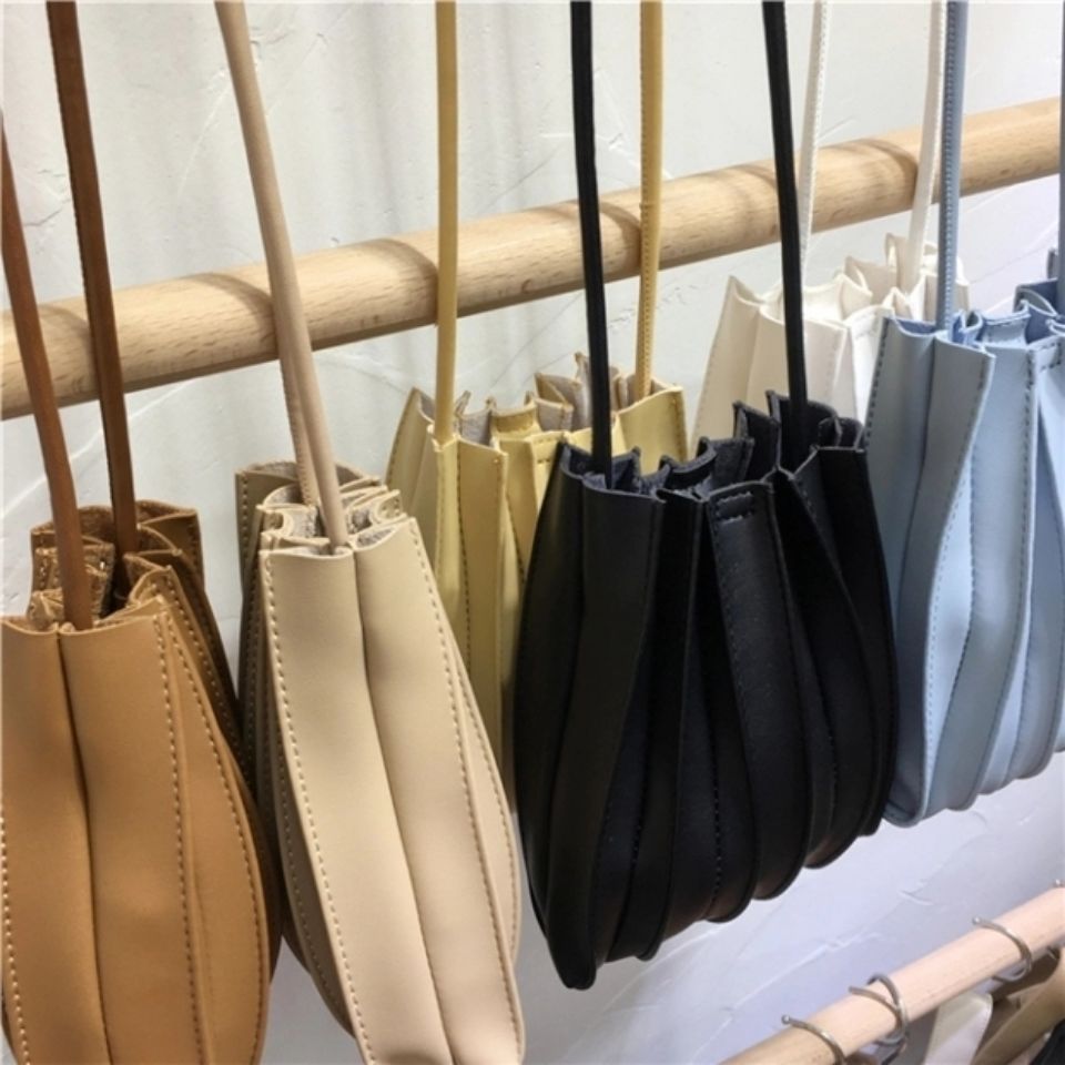 バッグ — Reina Tokyo