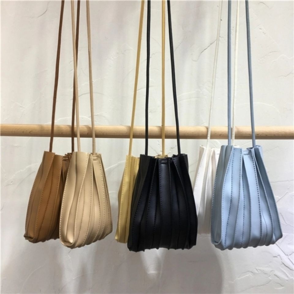 バッグ — Reina Tokyo